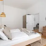 The White House Appartement *